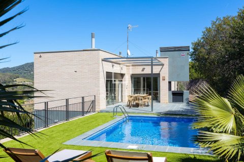 4 bedrooms villa for sale in Alella, Barcelona, Catalonia, Spain № 6530