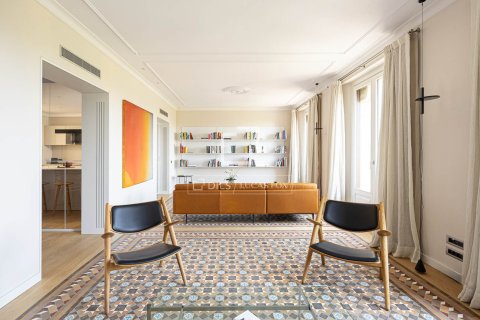 3 chambres apartment à vendre à Barcelona, Catalonia, Spain № 4372