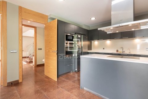 6 chambres villa à vendre à Bellaterra, Barcelona, Catalonia, Spain № 4370 - photo 9