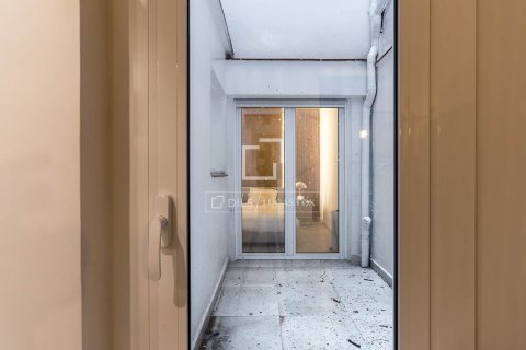 Apartamento de 3 dormitorios en venta en Barcelona, Cataluña, Spain № 4374 - foto 26