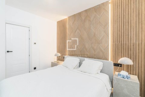 Apartamento de 3 dormitorios en venta en Barcelona, Cataluña, Spain № 4374 - foto 30