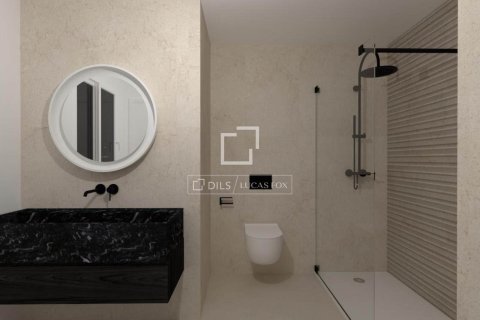 Apartamento de 3 dormitorios en venta en Barcelona, Cataluña, Spain № 4374 - foto 21