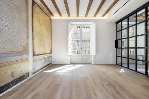 2 chambres apartment à vendre à Barcelona, Catalonia, Spain № 4375 - photo 4