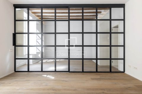 2 chambres apartment à vendre à Barcelona, Catalonia, Spain № 4375 - photo 6