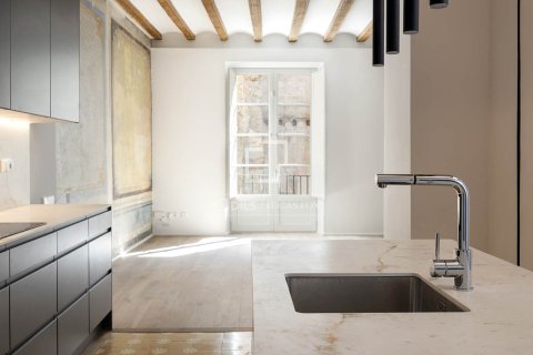 2 chambres apartment à vendre à Barcelona, Catalonia, Spain № 4375 - photo 16