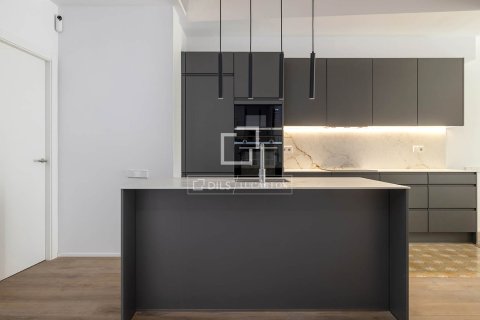 2 chambres apartment à vendre à Barcelona, Catalonia, Spain № 4375 - photo 14