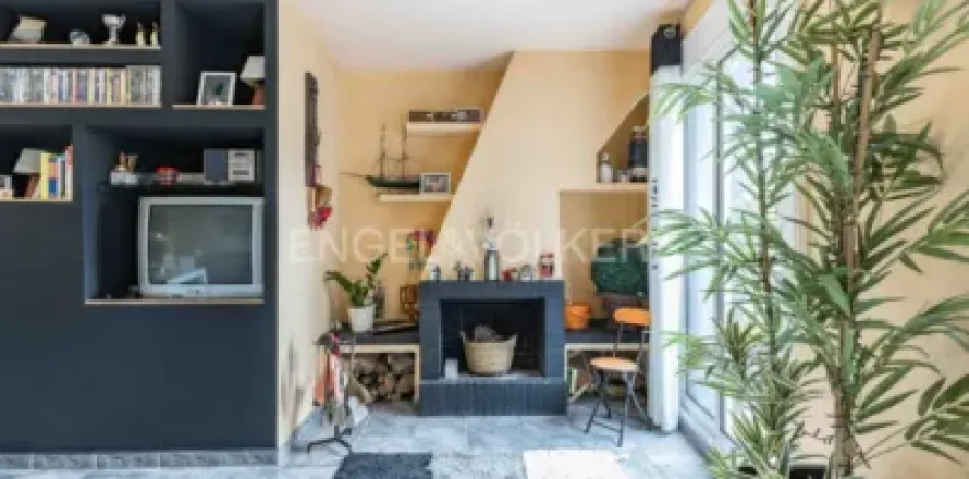 Дом с 4 спальнями в Сан-Фелиу-де-Льобрегате, Барселона, Каталония, Испания № 2536