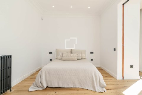 3 bedrooms apartment for sale in Barcelona, Catalonia, Spain № 7278 - photo 25