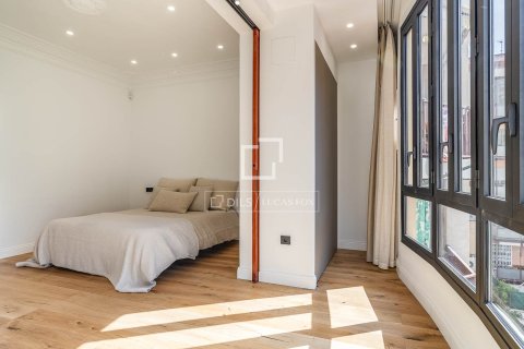3 bedrooms apartment for sale in Barcelona, Catalonia, Spain № 7278 - photo 20