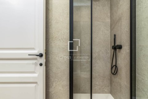 3 bedrooms apartment for sale in Barcelona, Catalonia, Spain № 7278 - photo 17