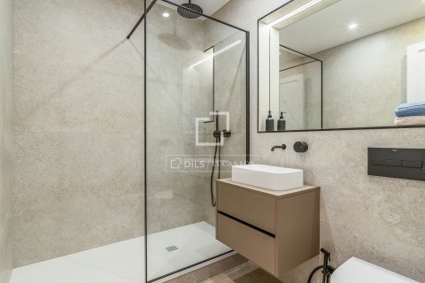 3 bedrooms apartment for sale in Barcelona, Catalonia, Spain № 7278 - photo 15
