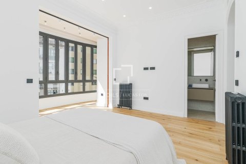 3 bedrooms apartment for sale in Barcelona, Catalonia, Spain № 7278 - photo 22
