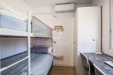 Villa de 4 dormitorios en venta en Castelldefels, Barcelona, Cataluña, Spain № 7275 - foto 17