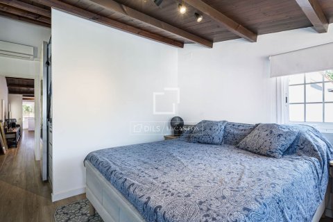 Villa de 4 dormitorios en venta en Castelldefels, Barcelona, Cataluña, Spain № 7275 - foto 8