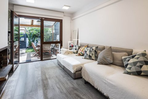 Villa de 4 dormitorios en venta en Castelldefels, Barcelona, Cataluña, Spain № 7275 - foto 6