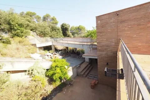 Сasa de 4 dormitorios en venta en Matadepera, Barcelona, Cataluña, Spain № 6903 - foto 4