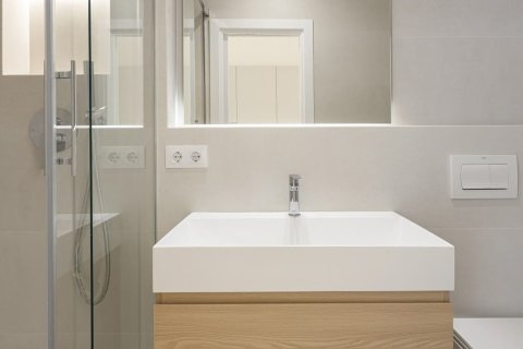 2 chambres apartment à vendre à Barcelona, Catalonia, Spain № 3610 - photo 6