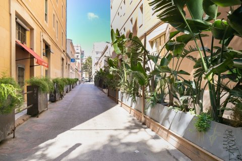 2 chambres apartment à vendre à Barcelona, Catalonia, Spain № 3610 - photo 12