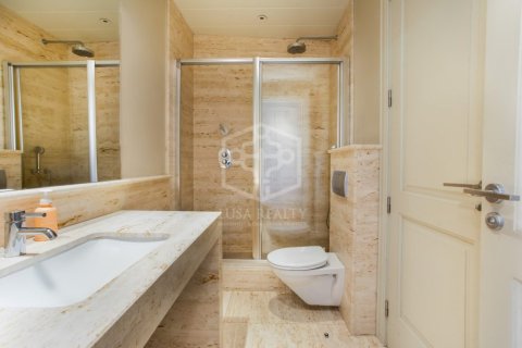 4 chambres apartment à louer à Barcelona, Catalonia, Spain № 3577 - photo 8