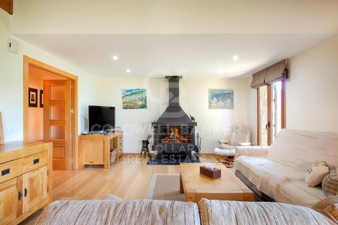 Купить дом в Каталония, Испания с 4 спальни, 300м², № 7673 - фото 9
