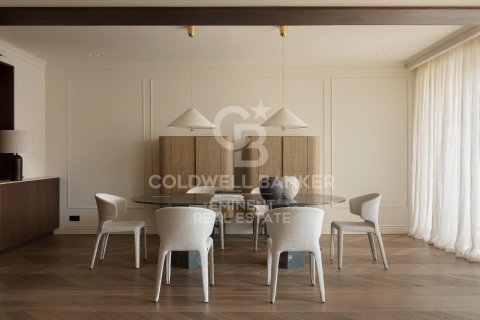 Купить квартиру в Барселона, Испания с 3 спальни, 230м², № 7670 - фото 12