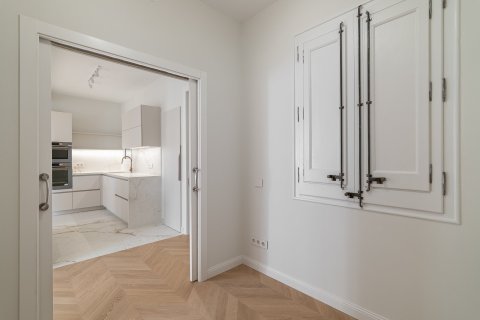 Купить квартиру в Эшампле, Испания с 4 спальни, 140м², № 1241 - фото 21