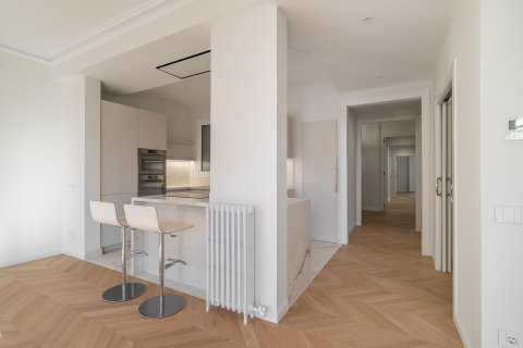 Купить квартиру в Эшампле, Испания с 4 спальни, 140м², № 1241 - фото 6