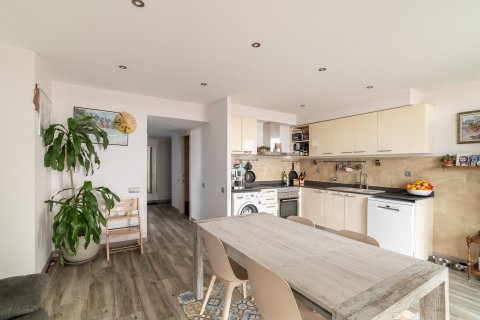 Купить квартиру в Барселона, Испания с 3 спальни, 131м², № 1240 - фото 11