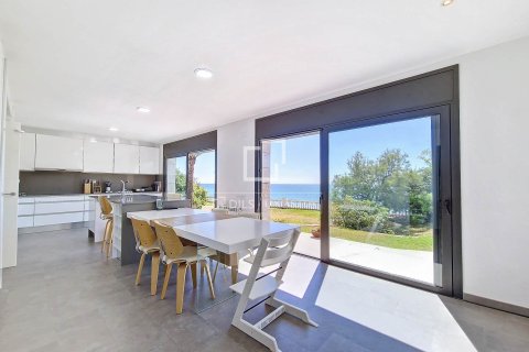 5 chambres villa à louer à Vilanova i la Geltru, Barcelona, Catalonia, Spain № 4531 - photo 23