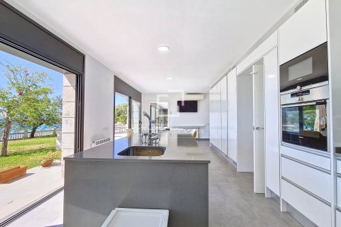 5 chambres villa à louer à Vilanova i la Geltru, Barcelona, Catalonia, Spain № 4531 - photo 27