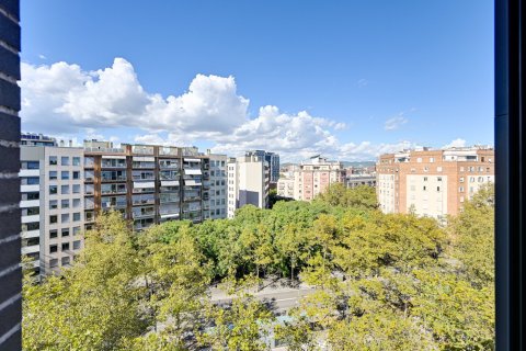 Купить квартиру в Барселона, Испания с 2 спальни, 78м², № 1294 - фото 2