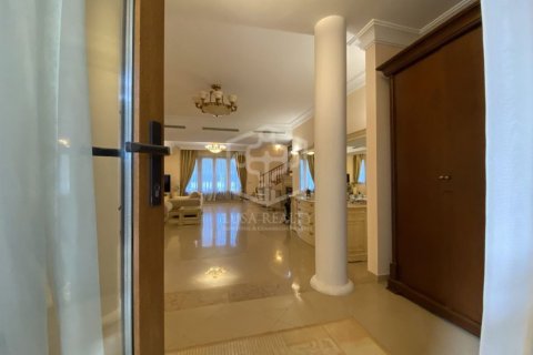 Купить виллу в Кастельдефельс, Испания с 6 спален, 670м², № 1090 - фото 12