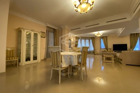 Купить виллу в Кастельдефельс, Испания с 6 спален, 670м², № 1090 - фото 11