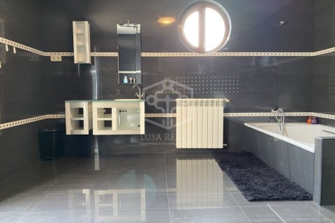 Купить виллу в Кастельдефельс, Испания с 6 спален, 670м², № 1090 - фото 26