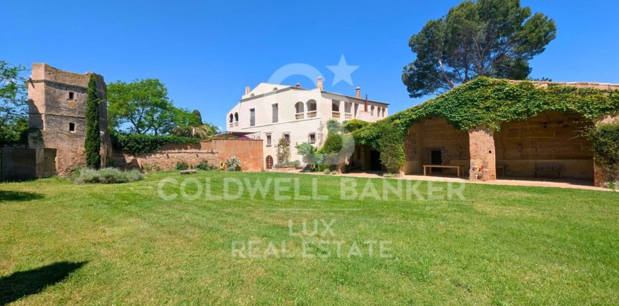 6 bedrooms house for sale in Garrigas, Girona, Catalonia, Spain № 5949