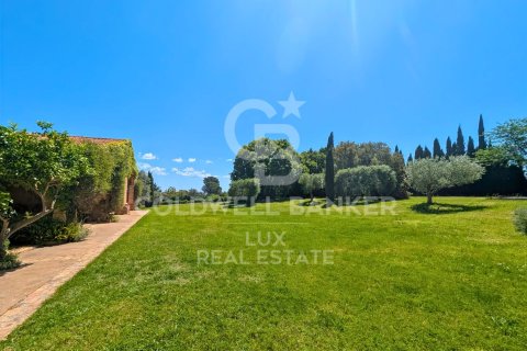 6 bedrooms house for sale in Garrigas, Girona, Catalonia, Spain № 5949 - photo 5