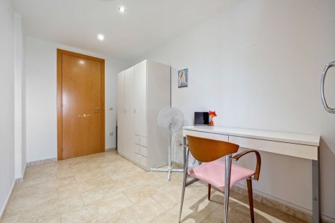 4 bedrooms apartment for sale in Cabrils, Barcelona, Catalonia, Spain № 7292 - photo 12