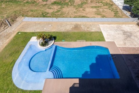 4 bedrooms apartment for sale in Cabrils, Barcelona, Catalonia, Spain № 7292 - photo 11