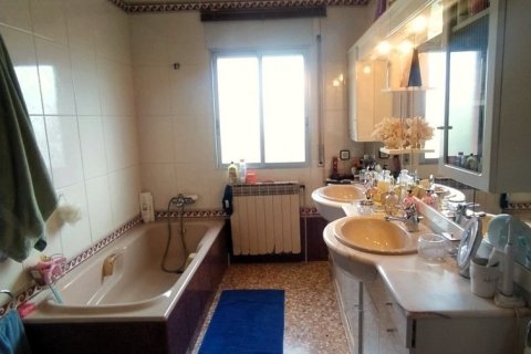 4 bedrooms house for sale in Riba-roja d'Ebre, Tarragona, Catalonia, Spain № 4965 - photo 19