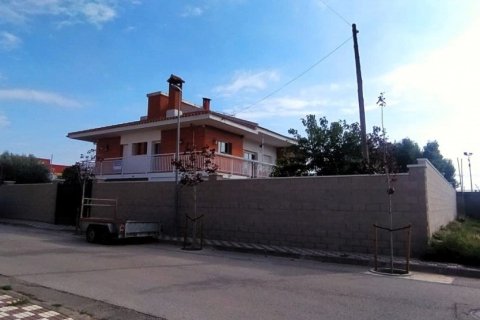 4 bedrooms house for sale in Riba-roja d'Ebre, Tarragona, Catalonia, Spain № 4965
