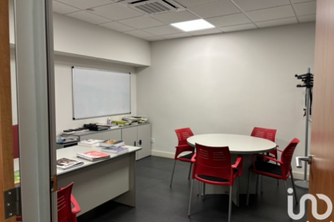 Купить коммерческую недвижимость в Барселона, Испания 548м², № 4963 - фото 5