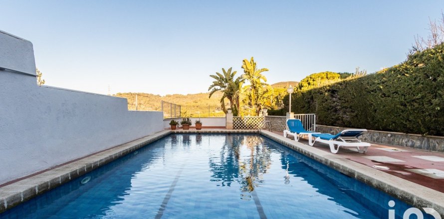 4 bedrooms house for sale in Badalona, Barcelona, Catalonia, Spain № 4960