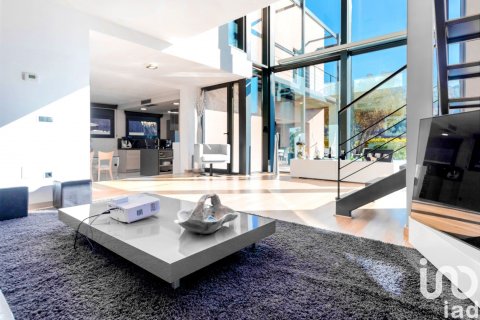 6 bedrooms house for sale in Castellvi de Rosanes, Barcelona, Catalonia, Spain № 4964 - photo 8