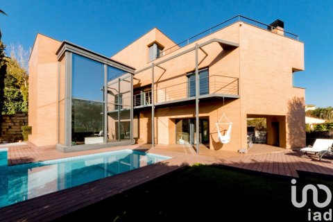 Дом с 6 спальнями в Кастельви-де-Росанесе, Барселона, Каталония, Испания № 4964