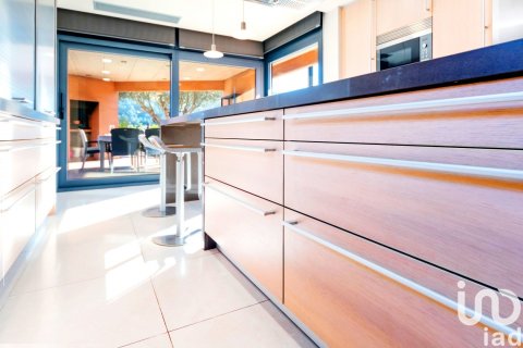 6 bedrooms house for sale in Castellvi de Rosanes, Barcelona, Catalonia, Spain № 4964 - photo 15