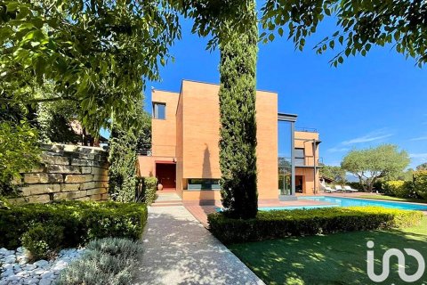 6 bedrooms house for sale in Castellvi de Rosanes, Barcelona, Catalonia, Spain № 4964 - photo 2