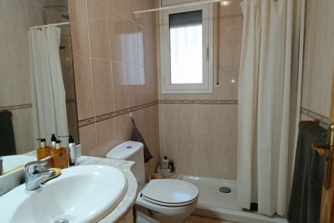 Купить дом в Л'Аметлья-де-Мар, Испания с 4 спальни, 200м², № 4961 - фото 12