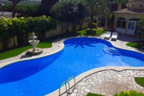 Купить виллу в Л'Эскала, Испания с 4 спальни, 475м², № 892 - фото 9