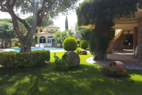 Купить виллу в Л'Эскала, Испания с 4 спальни, 475м², № 892 - фото 8