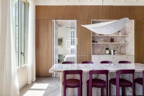 2 bedrooms apartment for rent in Barcelona, Catalonia, Spain № 6301 - photo 3